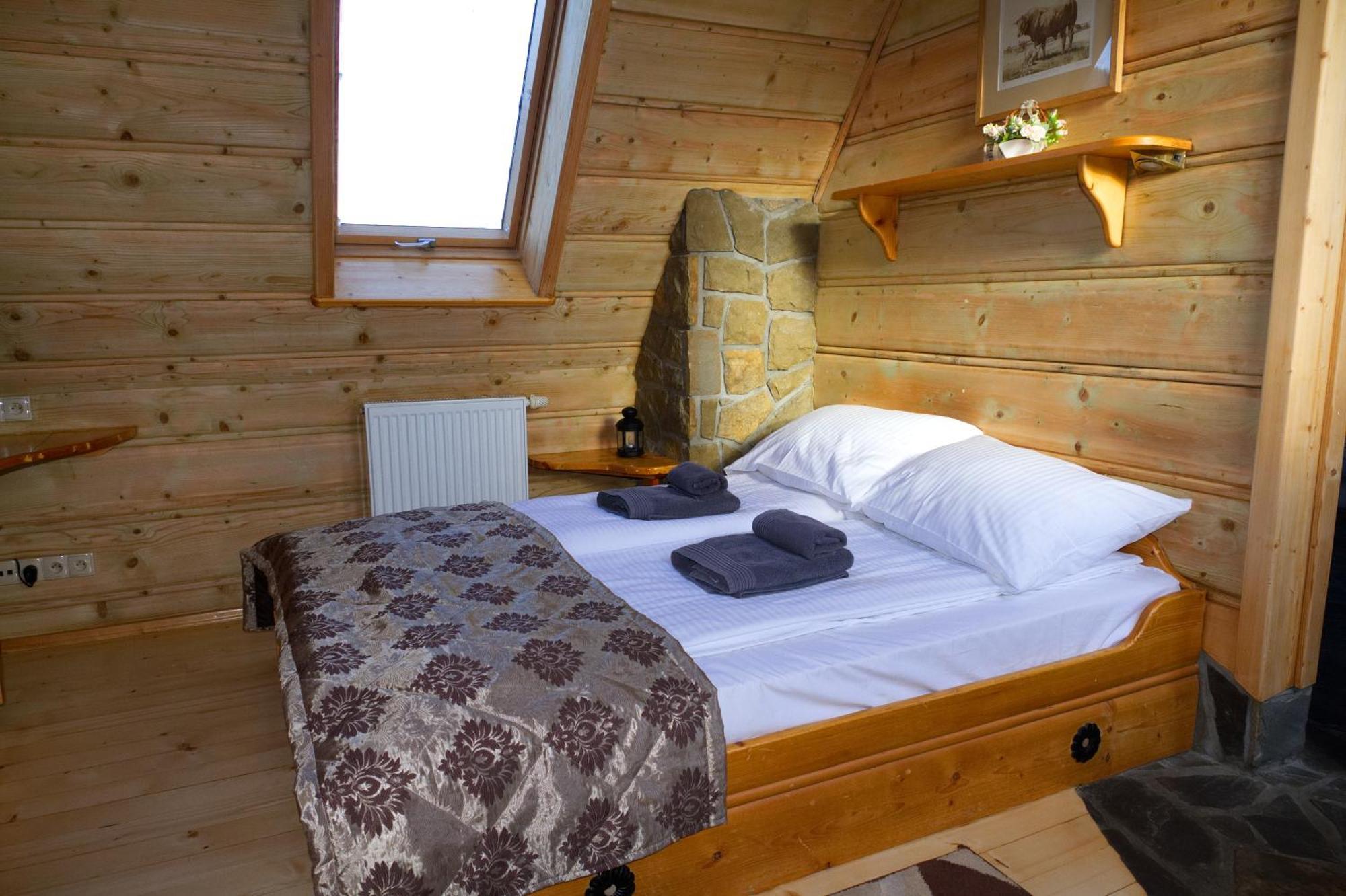 Vierbettzimmer mit 2 Schlafzimmern und Balkon